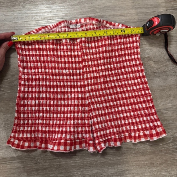 Ardene Smocked Gingham Shorts with Ruffled Hem - Picture 4 of 5
